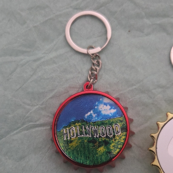 Colorful Los Angeles Keychains Set - Picture 3 of 5